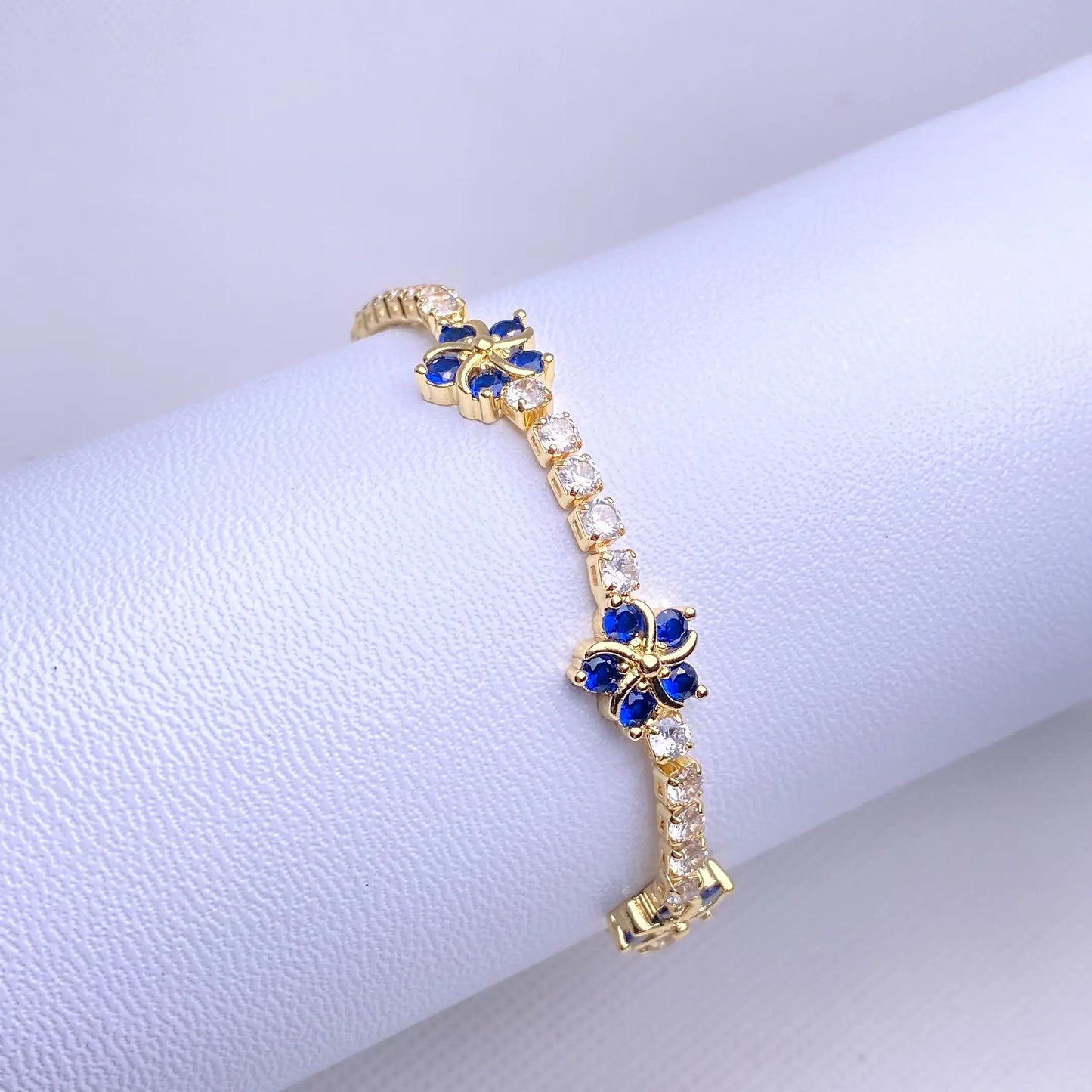 Flower Tennis Bracelet Merveille Jewelry